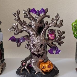 B&BW Halloween 2022 Haunted Monster Tree Wallflower Plug Projector Light